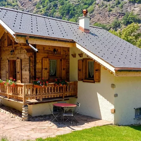 Charming In With Terrace, 40 M² Alpesi faház Martigny